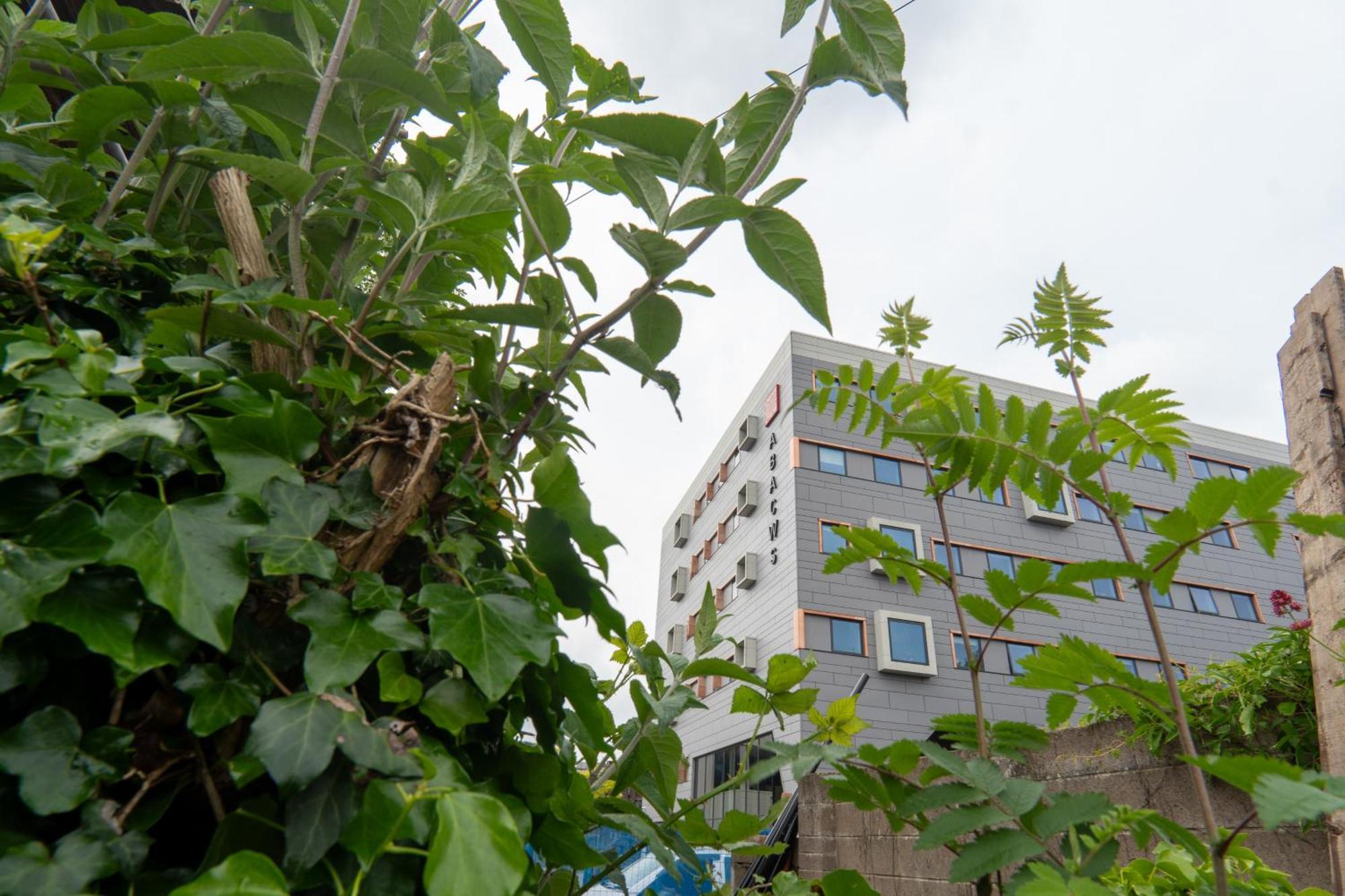 Two Bedroom Apartment In Cardiff City Centre Exterior photo