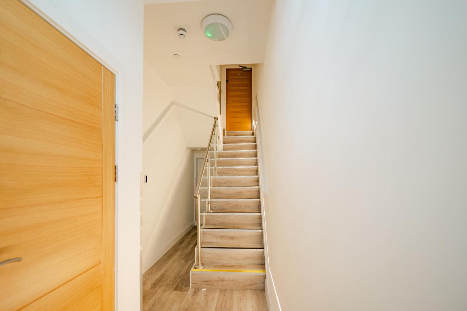 Luxury Apartments In Cardiff City Centre Exterior photo