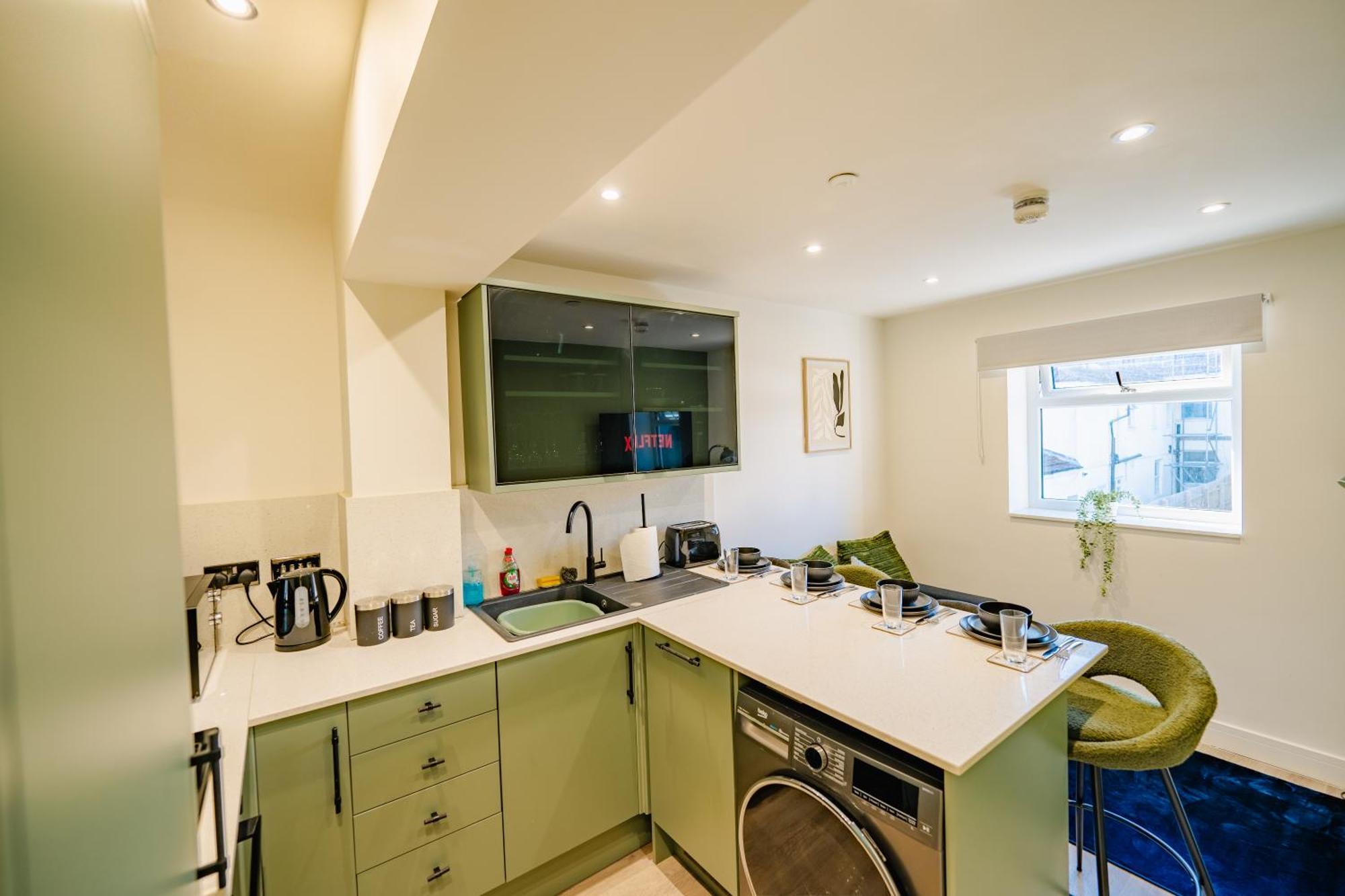 Luxury Apartments In Cardiff City Centre Room photo